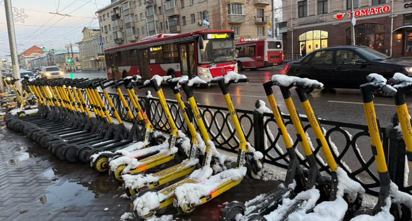 Более 30 водителей мотоциклов и электросамокатов попались на нарушениях