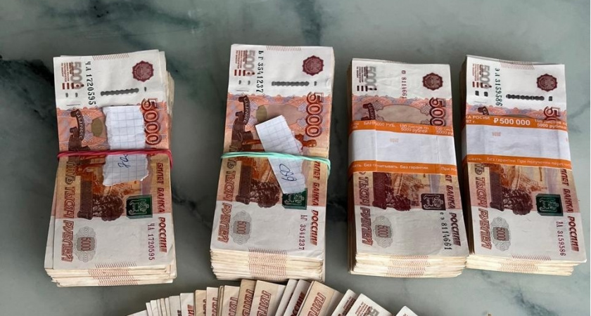 15 граждан стали жертвами двух лжериелторов из Пензы, укравших 100 тыс. рублей