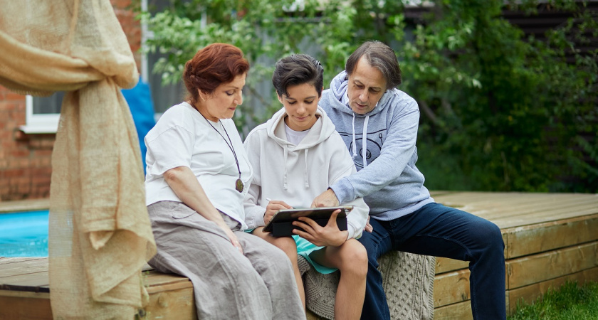 Каникулы не для всех: аналитики фиксируют рост мошенничества в отношении школьников