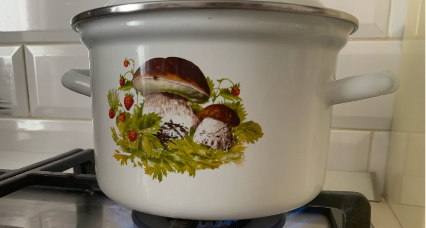 Не молоко и даже не вода: учёные рассказали, на чём лучше готовить какао, — кожа станет как у младенца