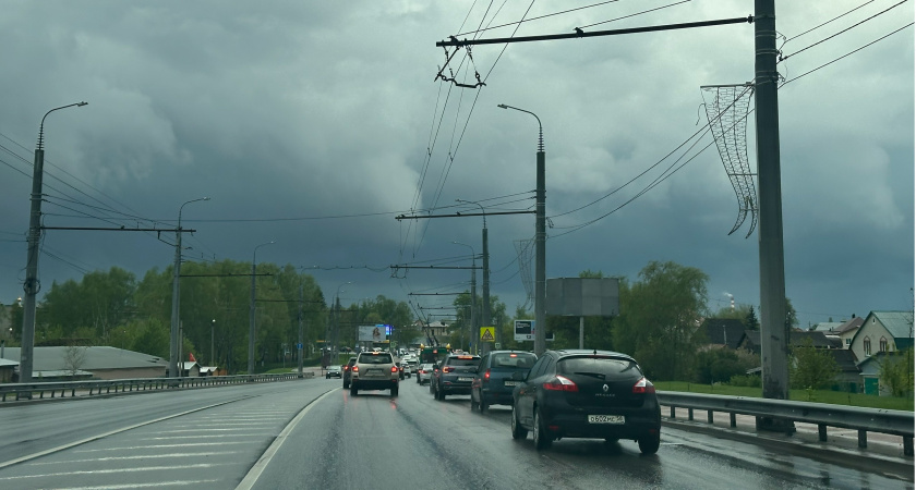 Глава Минстроя оценил состояние дорог в рабочем поселке Исса