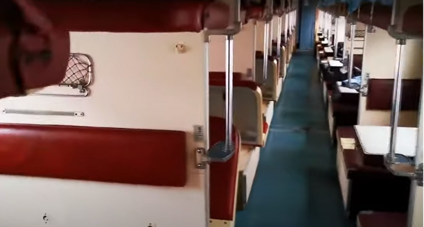 Страдают все вокруг: почему проводницы РЖД терпеть не могут мамочек с детьми и бабушек-пенсионерок