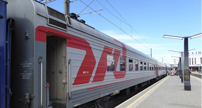 Откровения проводницы РЖД: за занавесками в плацкарте охи-вздохи, и каждый рейс у пассажиров что-нибудь пропадает