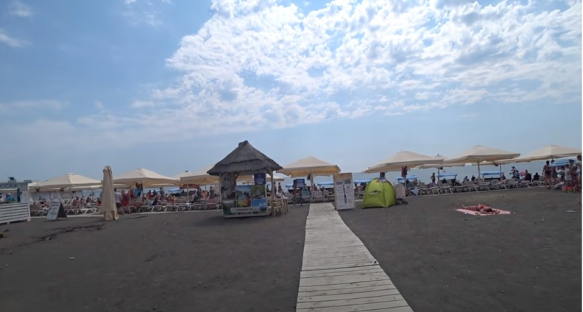 «Поехали на свою голову»: вот почему отдыхающие россияне сожалеют о поездке на Чёрное море