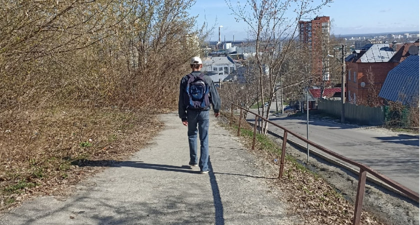 В Пензе подходит к концу ремонт лестницы на улице Красной