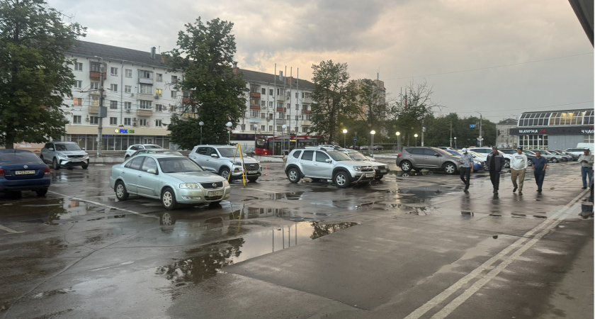 В Пензе росгвардейцы и полицейские остановили уличные разборки