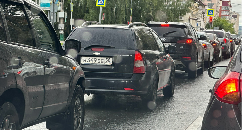 В Пензе сотрудники полиции задержали работника автосервиса, угнавшего машину клиента