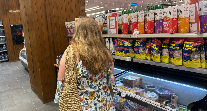 Подруга из Франции рассказала, какие продукты они никогда не покупают, даже по акции. А наши без них жить не могут