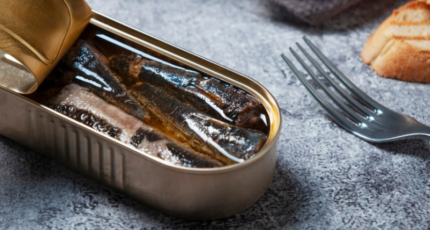 Беру масло для шпрот и делаю вкусную намазку на хлеб: вкусно, хоть на праздничный стол подавай 