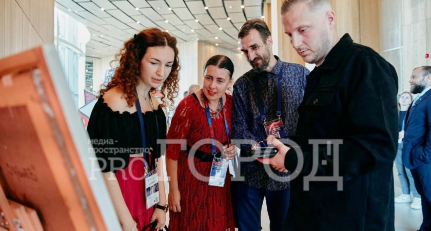 Как сегодня сердобские художники видят простого рабочего человека: выставка «Промышленность на службе Отечеству»