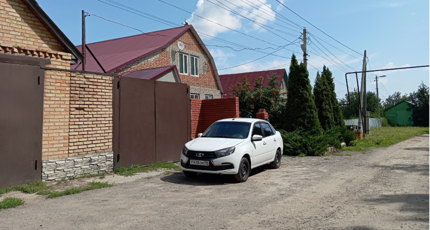 Пензенец, захотев покататься, угнал автомобиль у своей возлюбленной