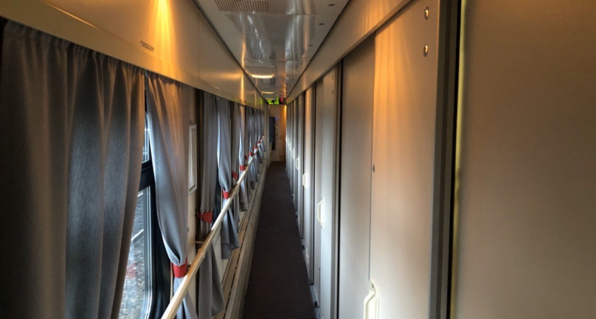 «Купил билет в СВ, вдруг заходит пара из плацкартного вагона с просьбой поменяться»: как правильно отказать - отзыв бывалого путешественника