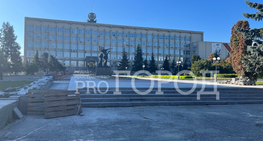 Председатель Пензенской гордумы поздравил местных жителей с Днем строителя