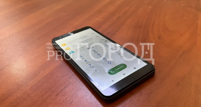 Житель Кузнецка лишился 2,5 млн рублей после звонка из псевдобанка