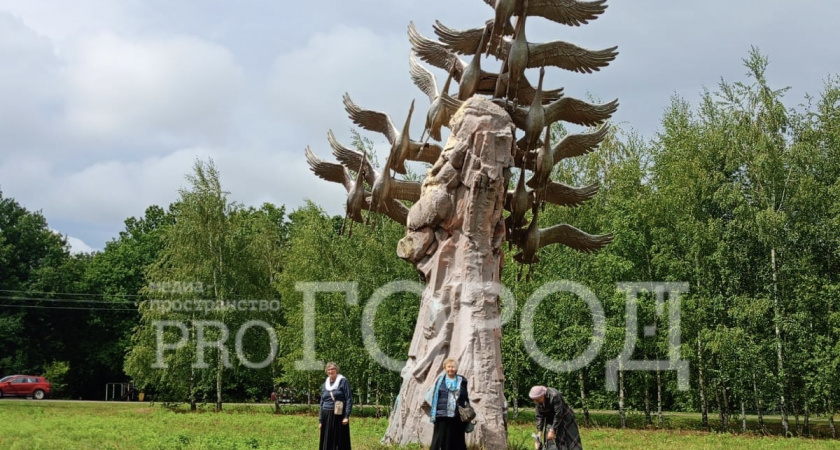 Михайло-Архангельский собор, мужской монастырь и памятник «Журавли»: три точки притяжения в Сердобском районе