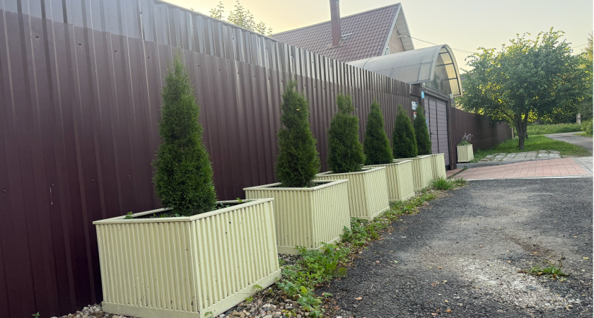 На кладбищах Пензы ведется ремонт ограждений