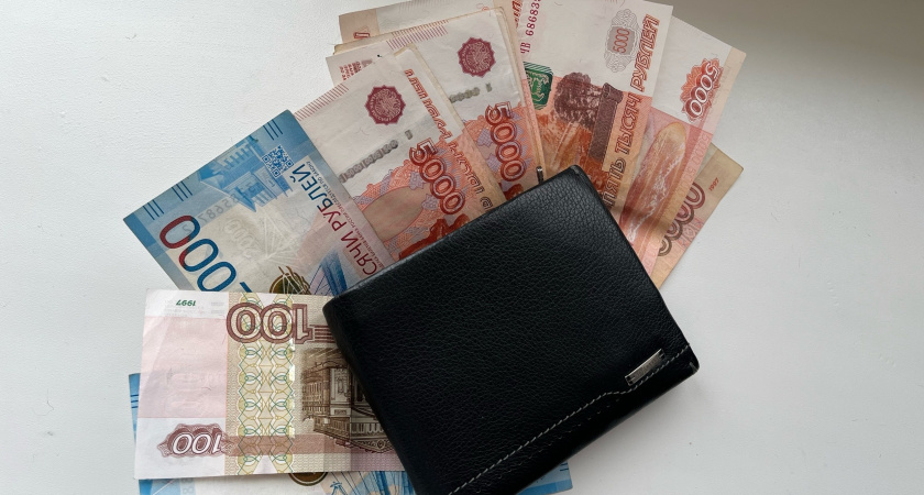 Работник Моршанской дистанции пути украл у своих подчиненных денежные средства