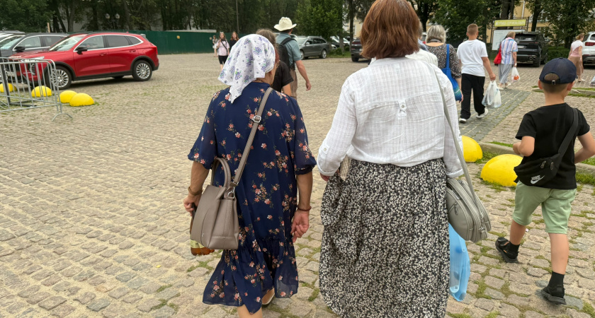 Ученые выявили причину «запаха старости» – вещество 2-ноненаль