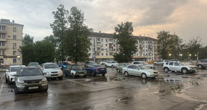 Новые правила налога на роскошь с 2025 года: список авто и расчет платежа