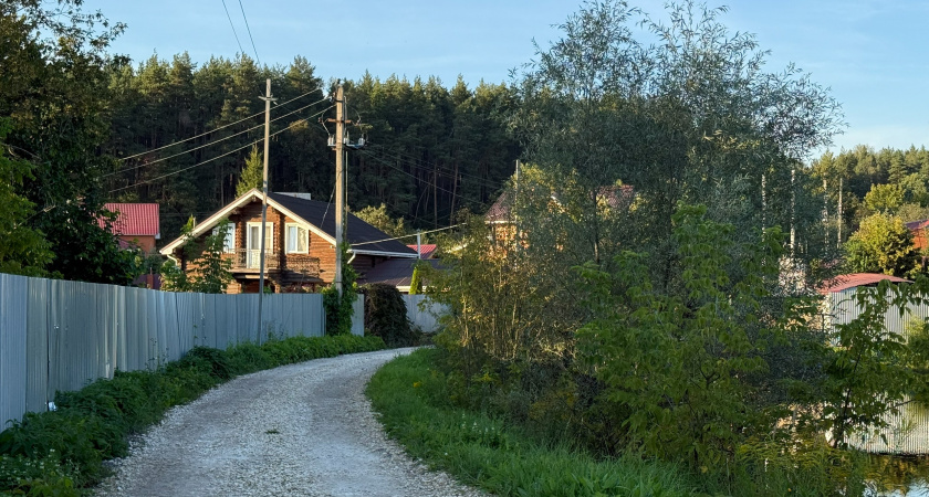 Деревенская жизнь глазами горожан: как строят дом и учатся хозяйствовать