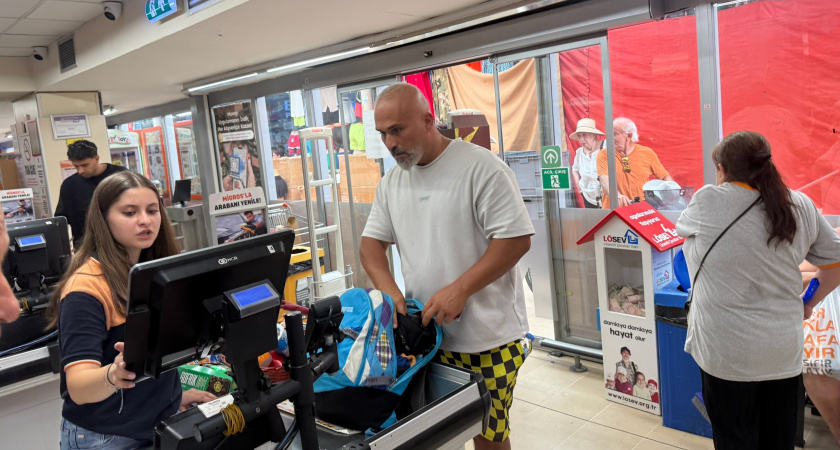 Росгвардейцы «успокоили» пьяного пензенца, устроившего погром в пивном магазине