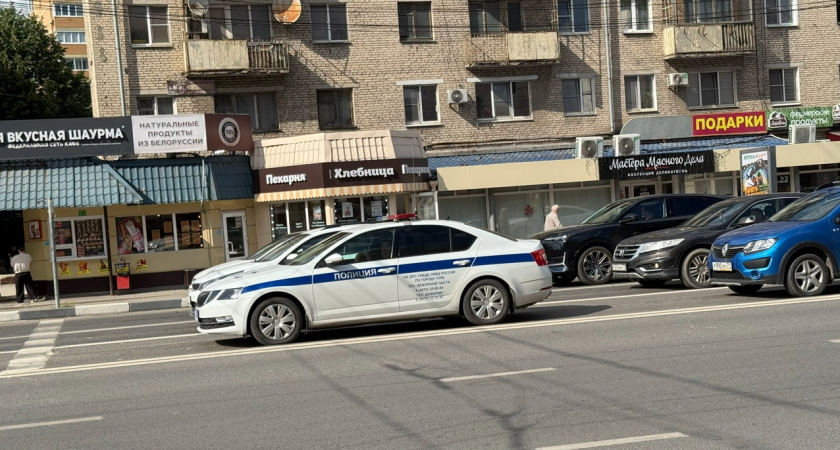 В Пензе у посетителя развлекательного заведения украли сумку