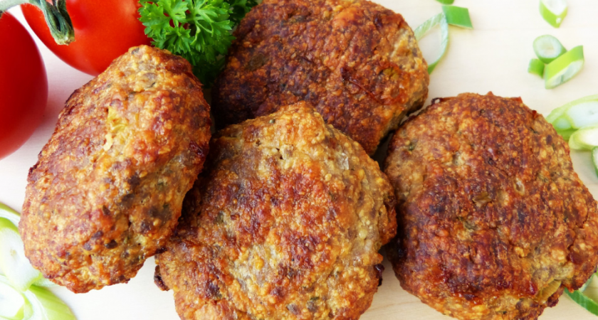 Как приготовить пышные кабачковые котлетки, чтобы они оставались ароматными и сочными 