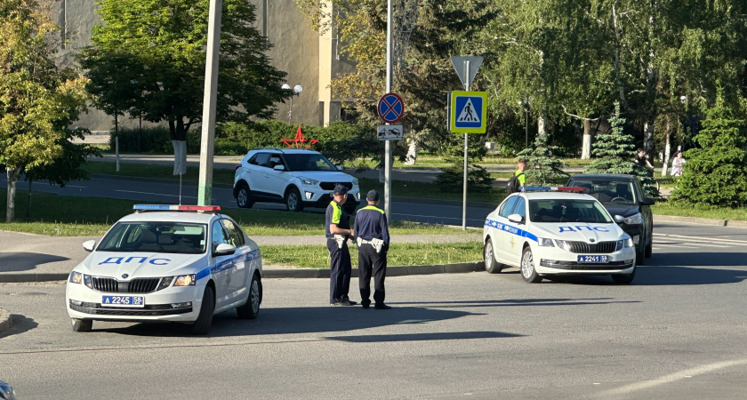 В Городищенском районе сотрудники ГАИ устанавливают обстоятельства страшного ДТП