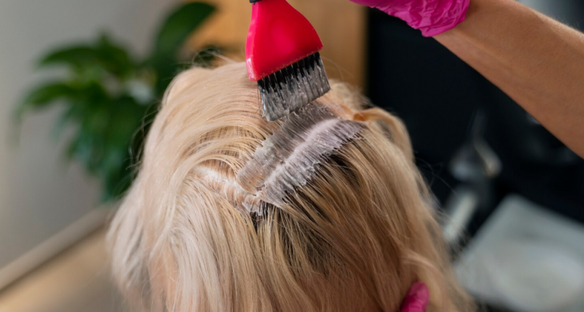 Мыть или не мыть волосы перед окрашиванием: мифы, правда и советы мастеров