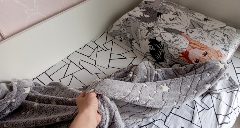 Эффективная стирка одеяла от запаха мочи: уксус и дегтярное мыло