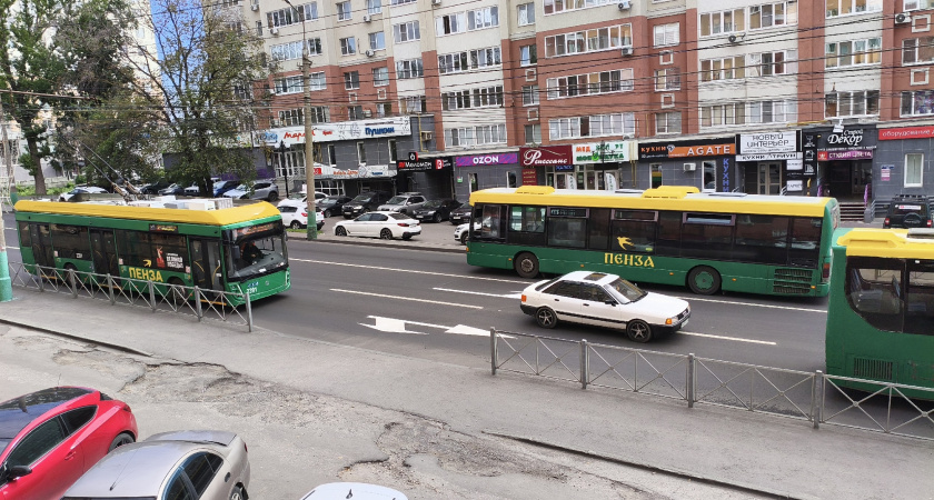 В Пензе три автобуса маршрута № 93 заменили на более вместительные