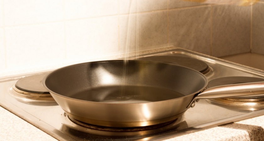 Классные сковородки по 1062 руб, стильное покрывало "как в Икее" за 1320 руб: показываю новинки из Светофора - завоз этого сентября