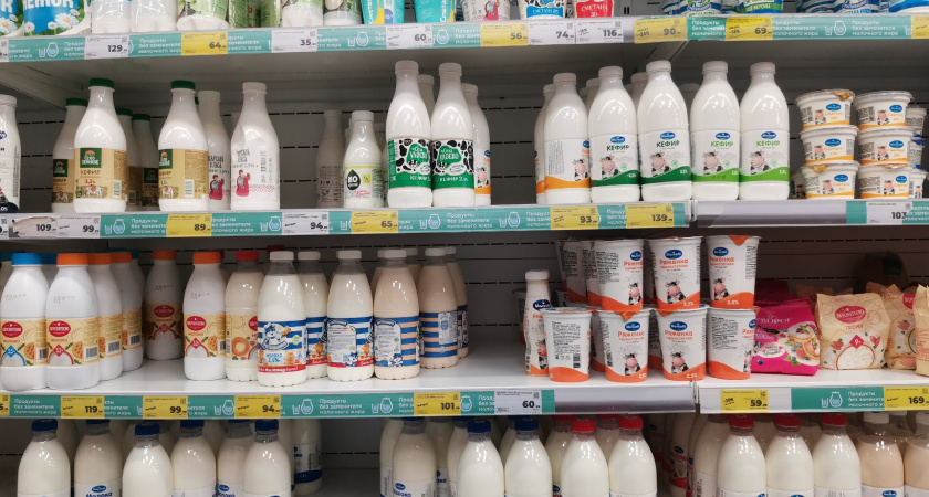 Как распознать хитрости производителей молока и отличить натуральный продукт