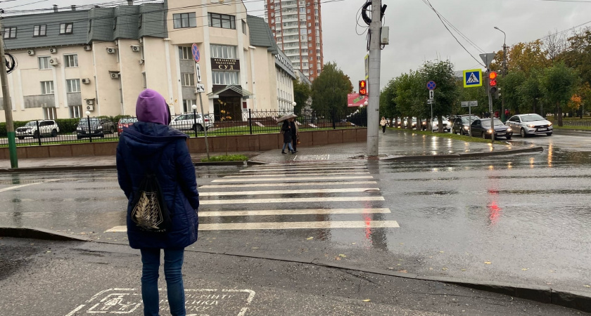 «Уступить дорогу пешеходу»: разбор правил ПДД и практических нюансов для водителей