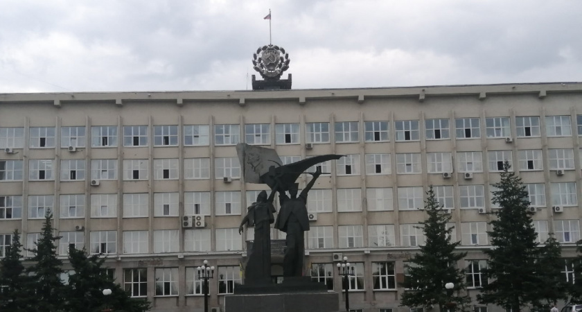 Ильдар Усманов провел заседание по вопросам старта отопительного сезона