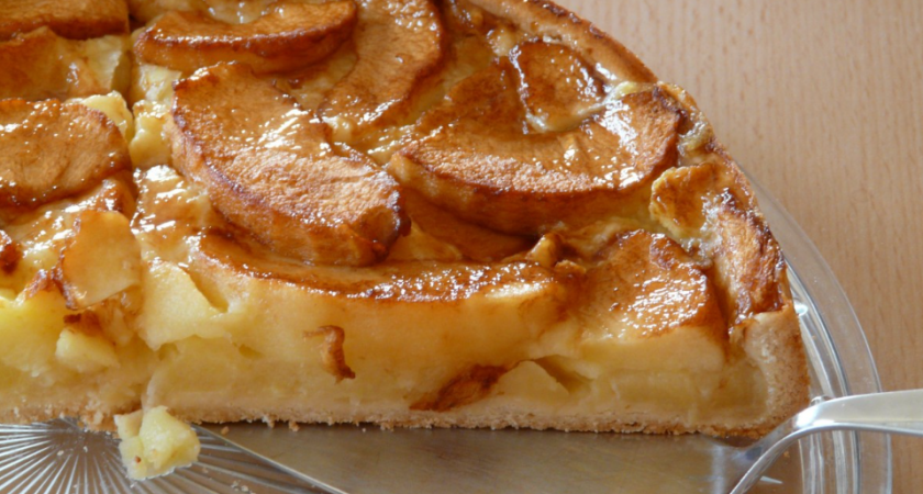 Простой рецепт насыпного яблочного пирога 3 стакана. Пошаговое приготовление без замеса теста 