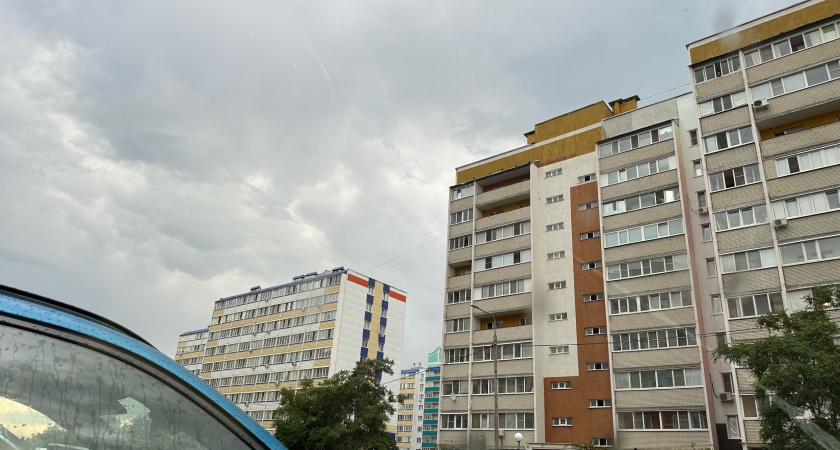 Прокуратура организовала проверку по факту падения подростка из окна многоквартирного дома