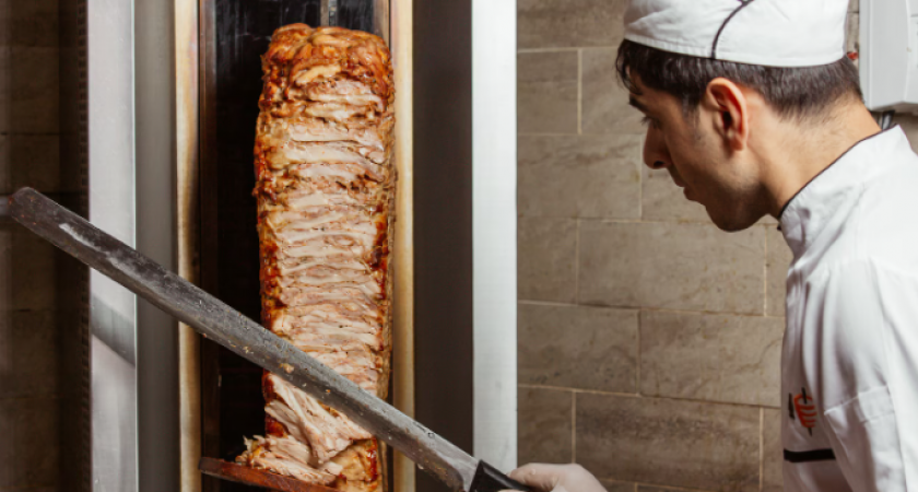 Реальный бизнес на шаурме: доходы, расходы, подводные камни