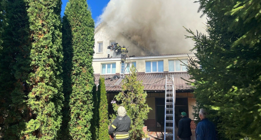 В Пензе возбудили уголовное дело после пожара в бараке на ул. Межрайонной