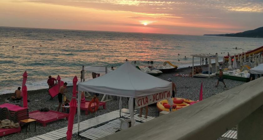 Пляж в Береговом в Крыму: дикий отдых без толп