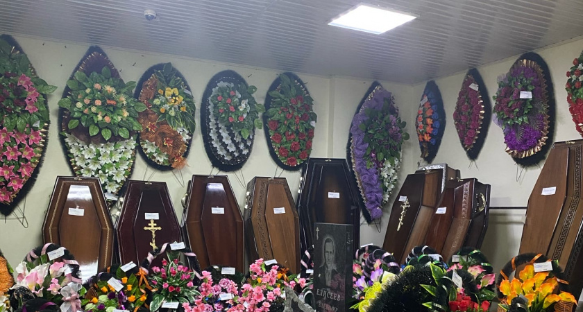 Пензенцам объяснили, когда можно заезжать на кладбище на своем транспорте