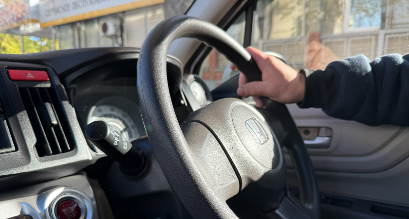 В отношении пензенцев, утопивших чужой автомобиль, возбуждено уголовное дело