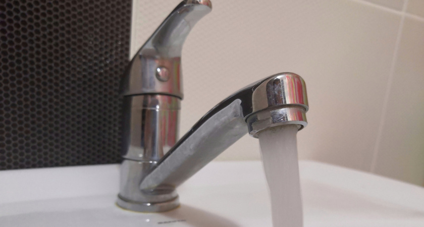 В Арбеково ряд домов остались без горячей воды из-за коммунальной аварии