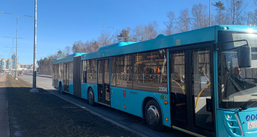 Мельниченко рассказал о новых автобусах