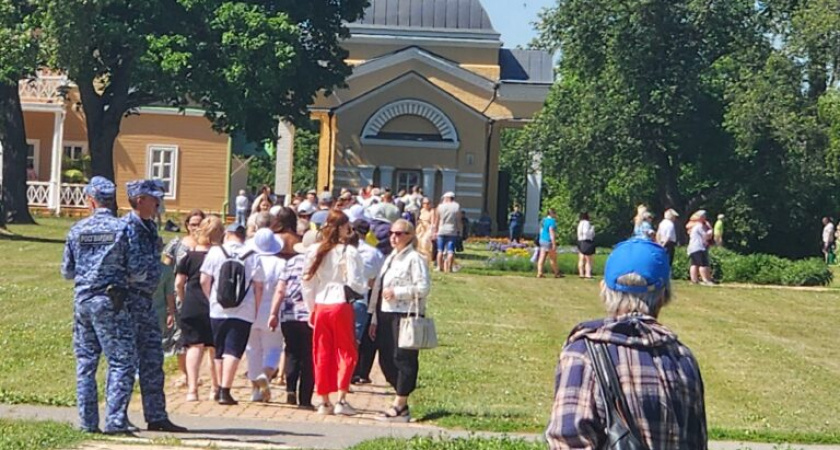 В пензенских «Тарханах» откроется выставка о космосе