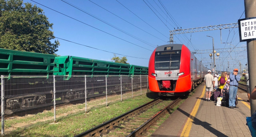 В Пензе транспортные полицейские сняли с поезда девушку, находящуюся в розыске