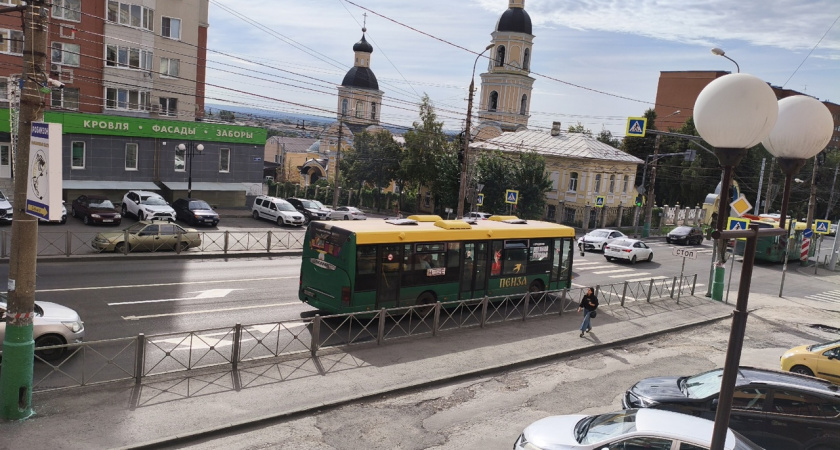 Власти ответили на жалобы пензенцев на курение в автобусе и отсутствие пандуса