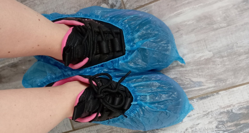 Нестандартные способы использования бахил в быту и на даче