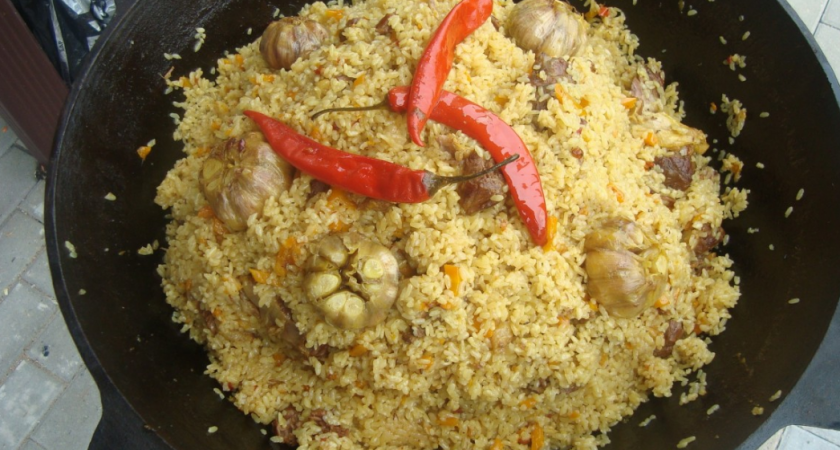 Почему помидоры портят плов. Секрет рассыпчатого риса. Ошибки приготовления 