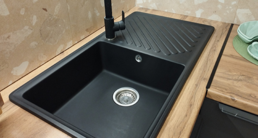 Как избавиться от запаха из канализации надолго. Простой лайфхак с маслом 